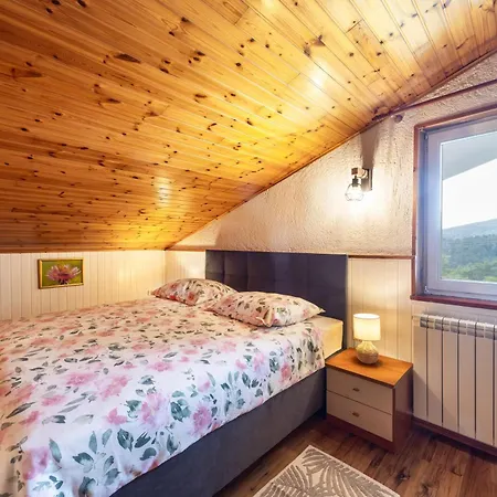 The Hug Of Nature Apartamento Dekani